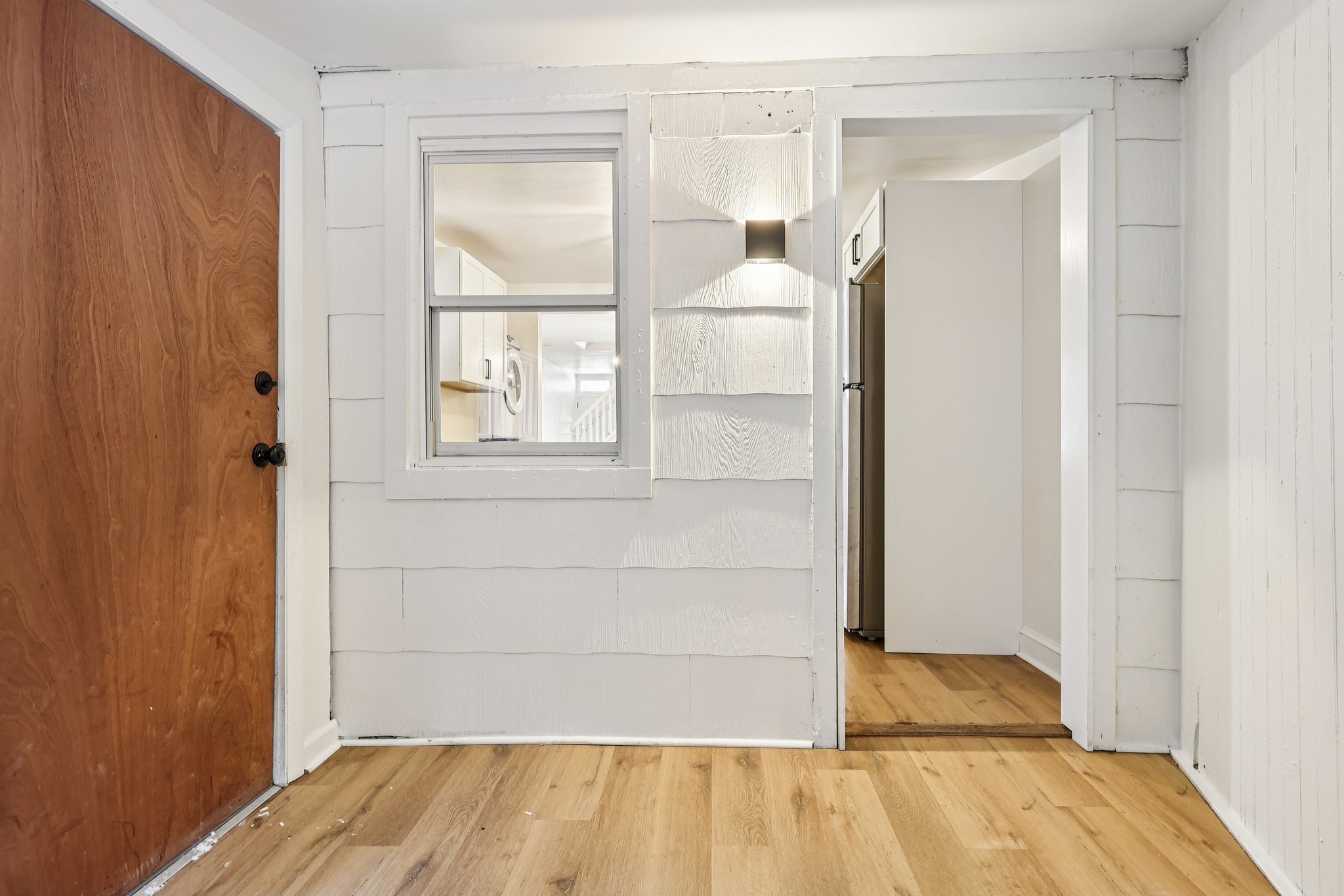 Woodside Ave-S2101-020.jpg