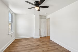 Woodside Ave-S2101-024.jpg