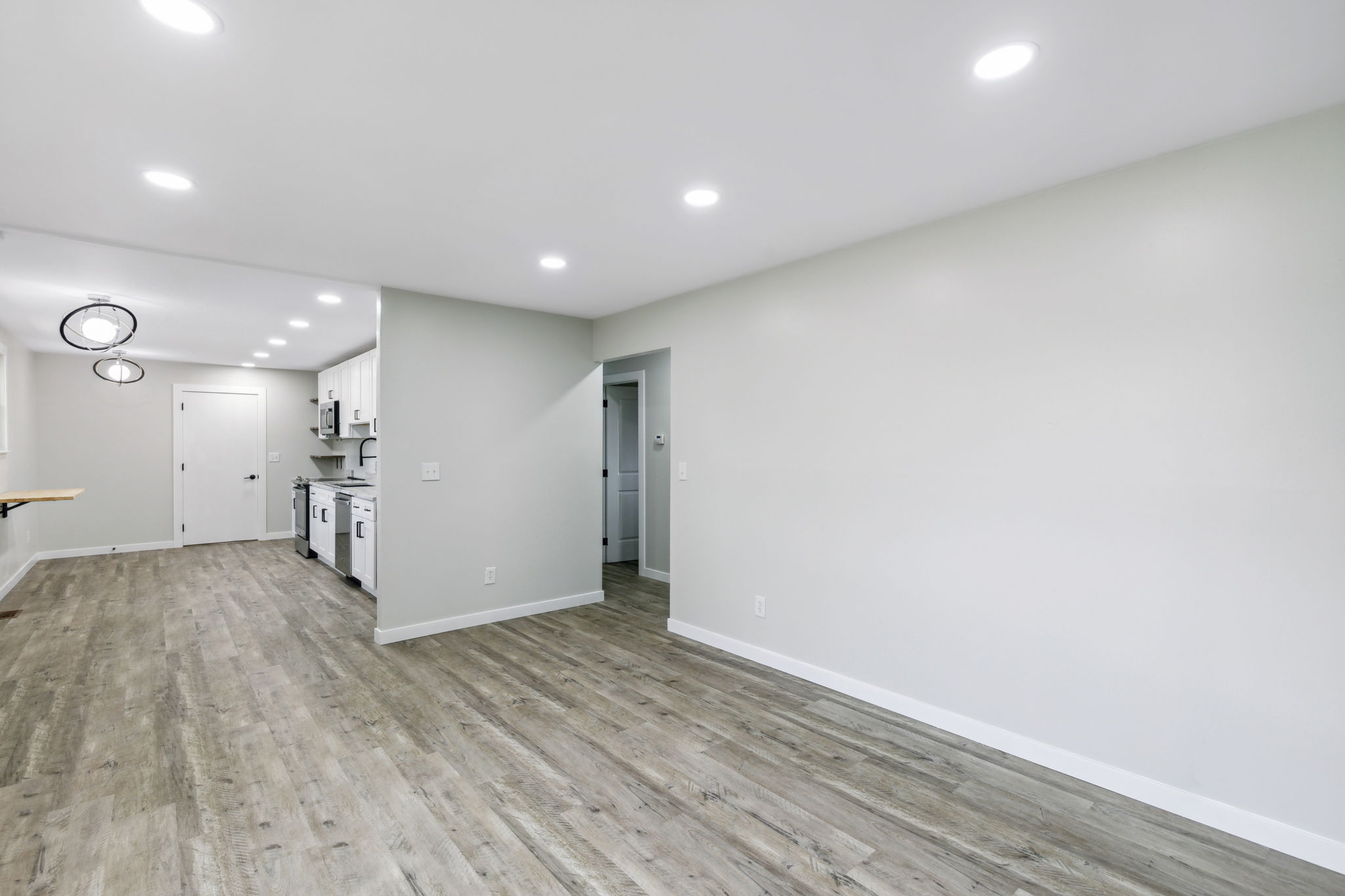13_Interior