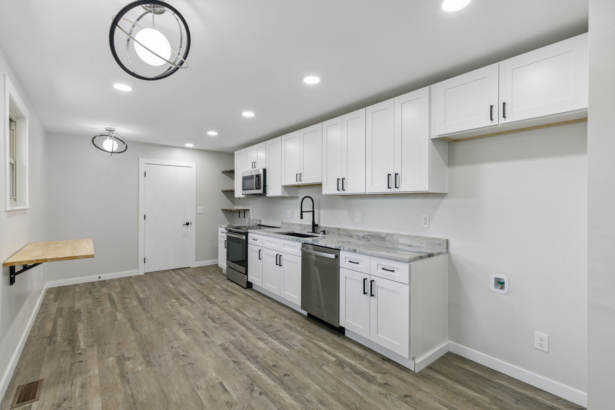 11_Interior