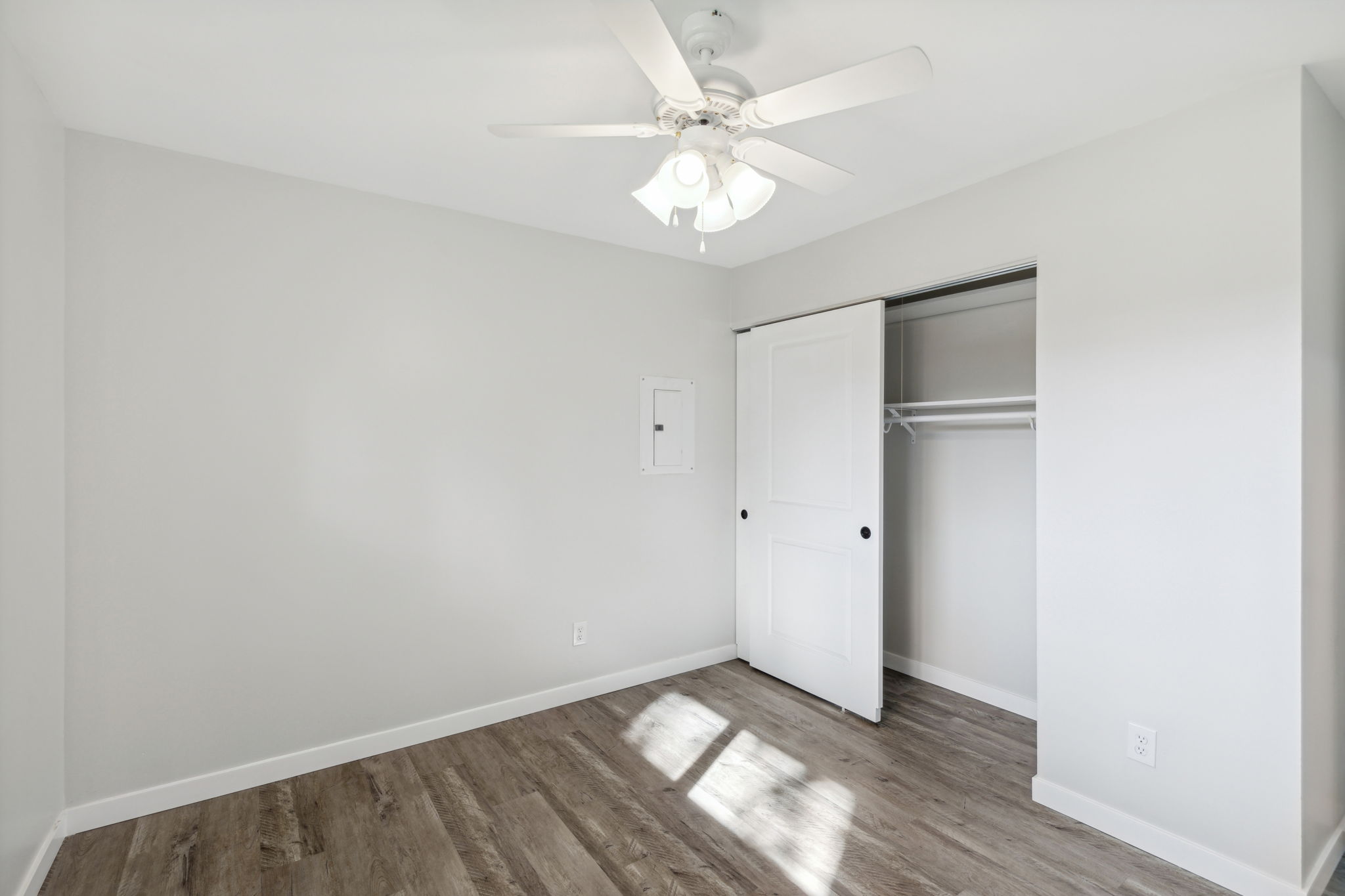 19_Interior