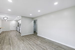 13_Interior