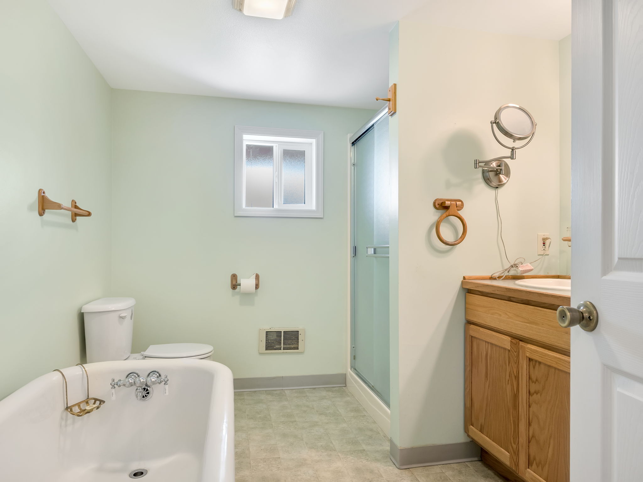  Photo 34