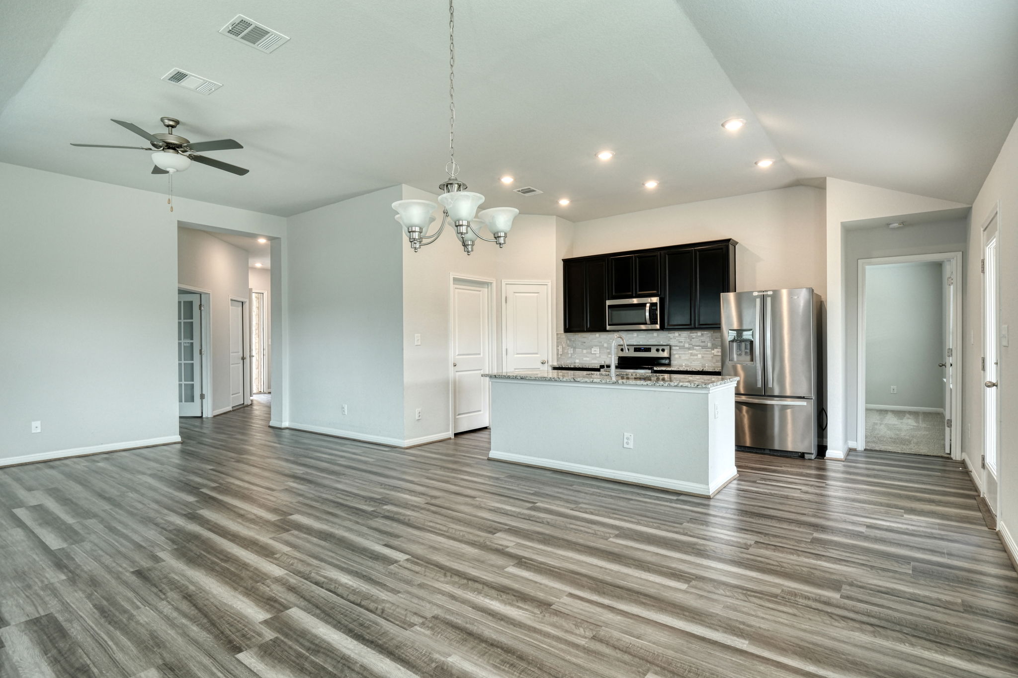 Living/Kitchen