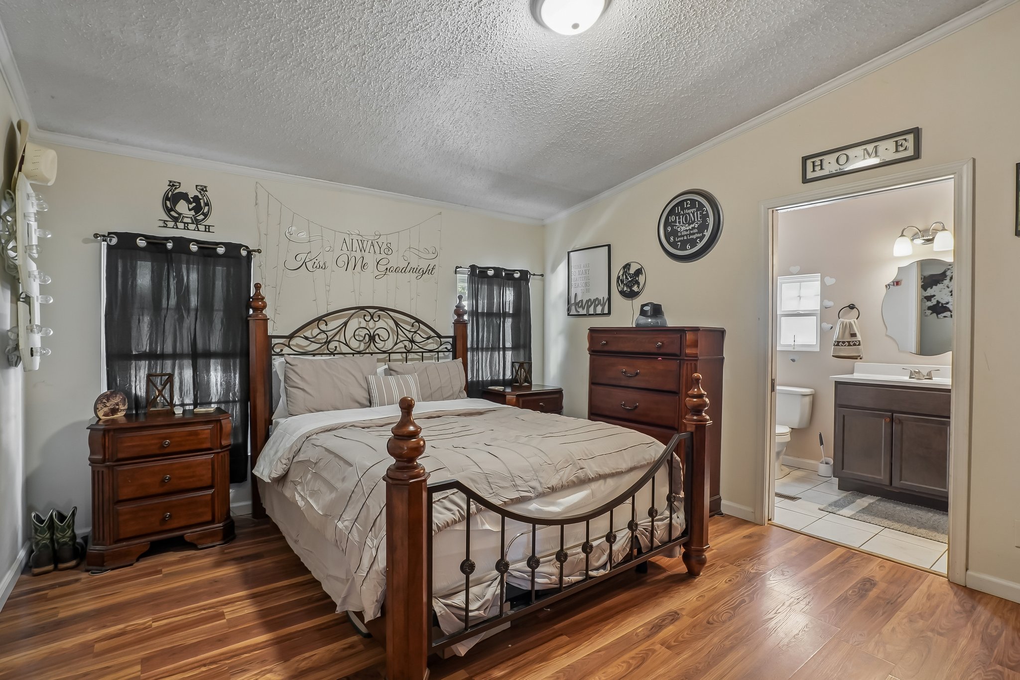 Hopewood Ln-S2407-017.jpg