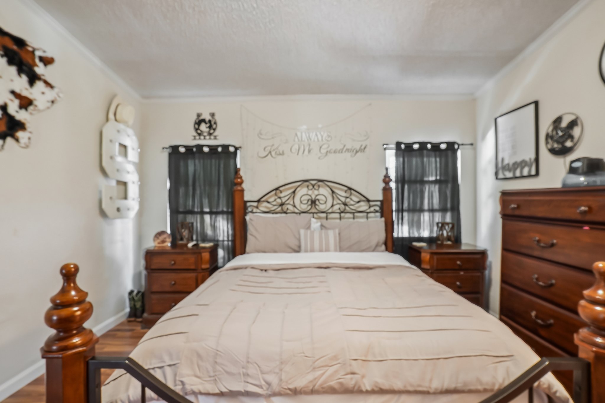 Hopewood Ln-S2407-018.jpg