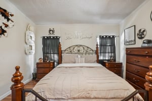 Hopewood Ln-S2407-018.jpg