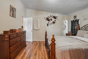 Hopewood Ln-S2407-022.jpg