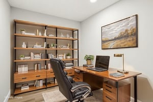 6K1A3261 virtually staged.jpeg