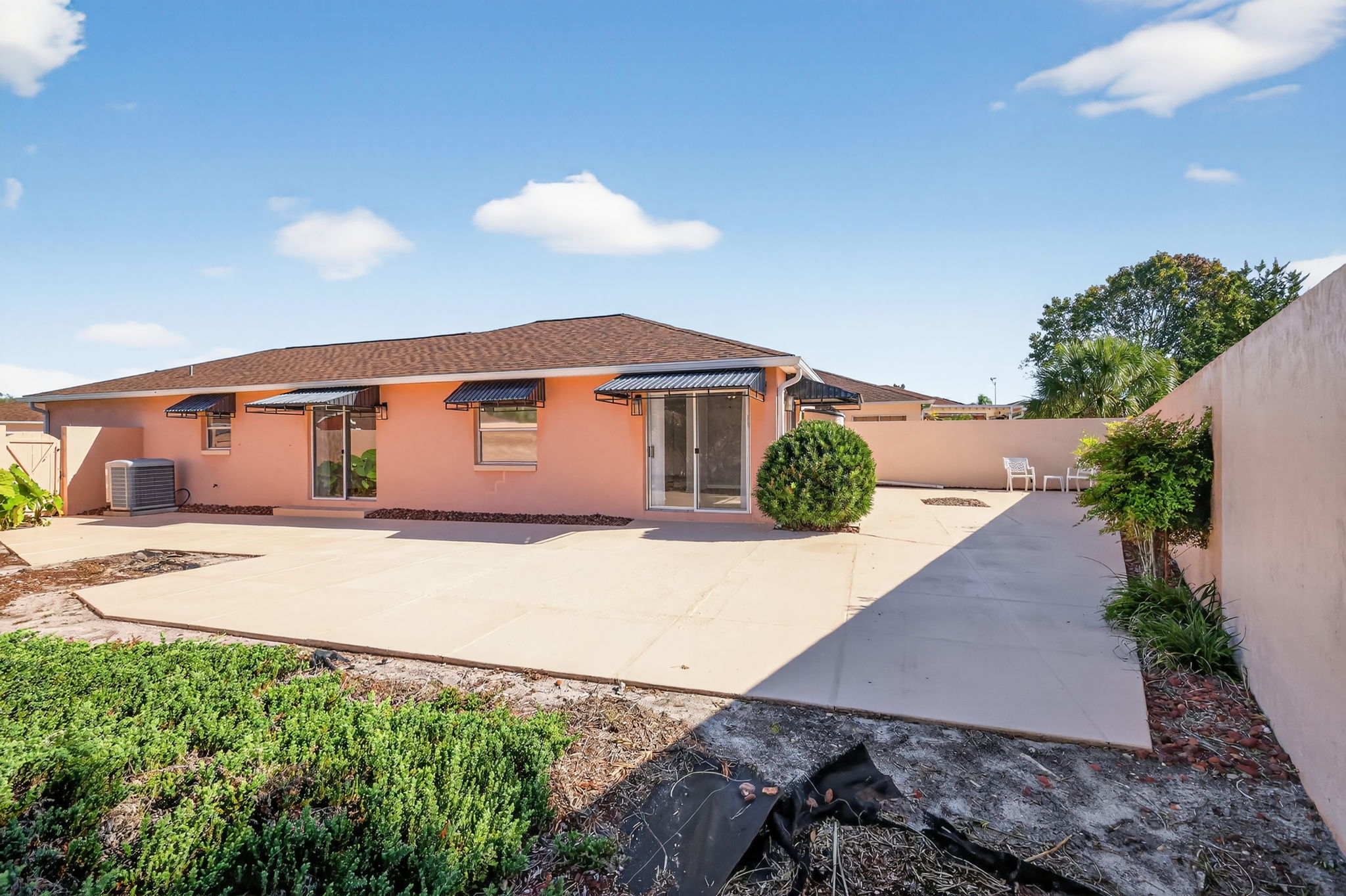 Rear and Side Courtyards