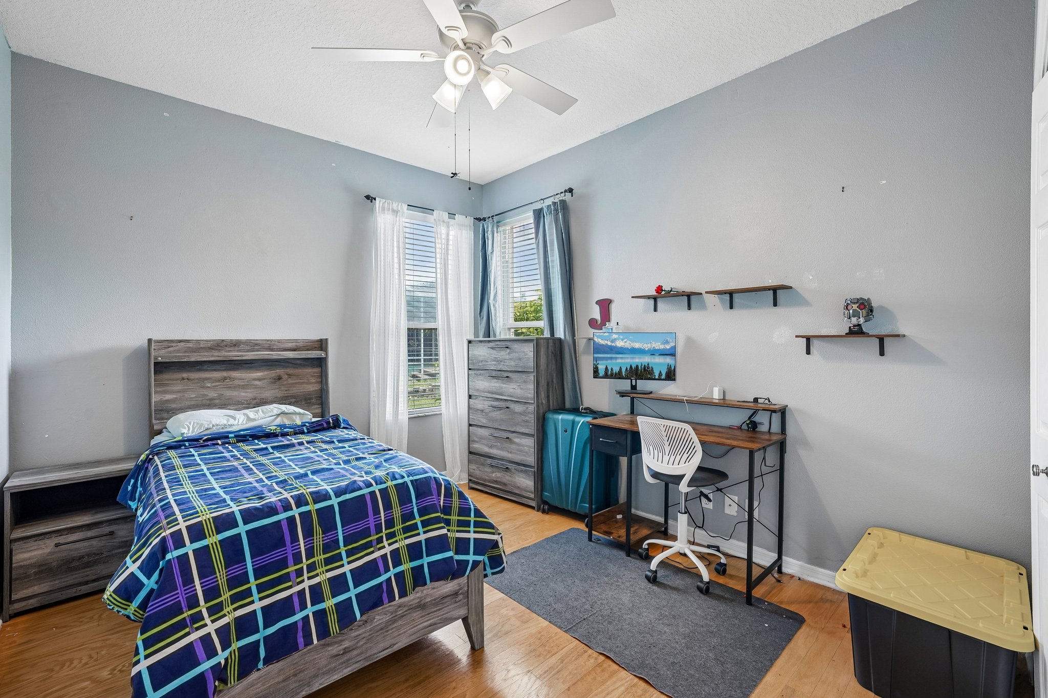 Robinwood Dr-S1206-052.jpg