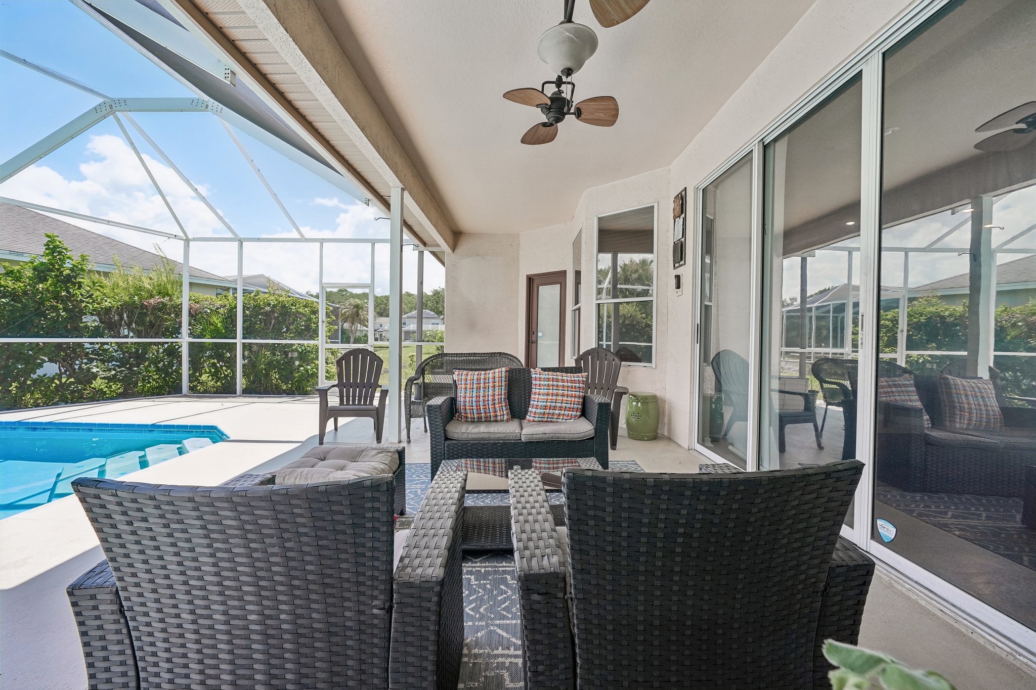 Robinwood Dr-S1206-060.jpg