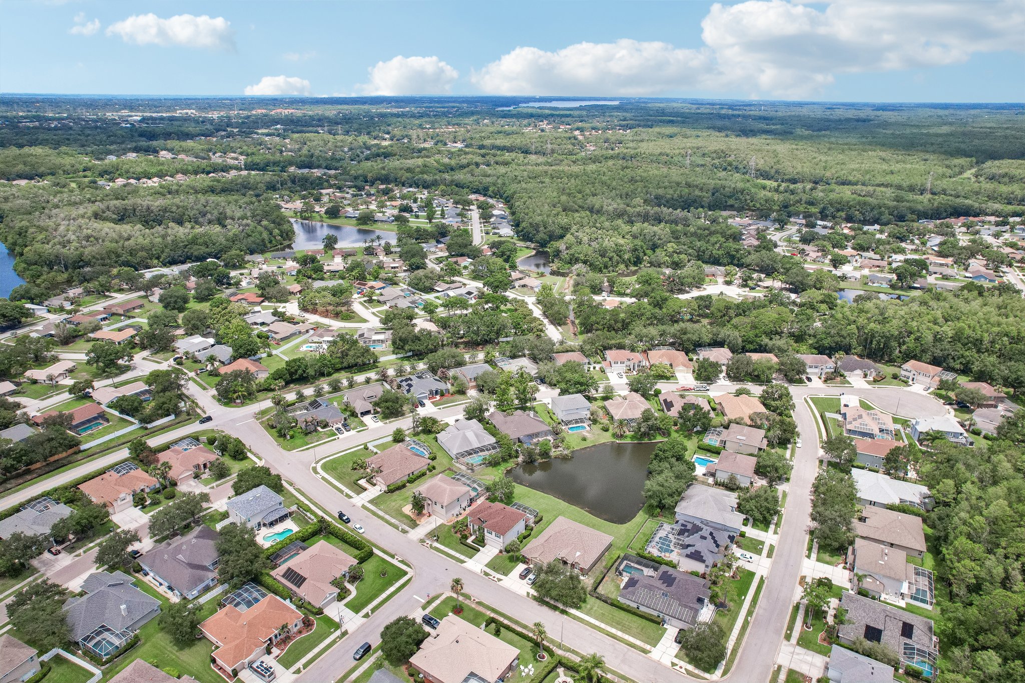 Robinwood Dr-S1206-079.jpg