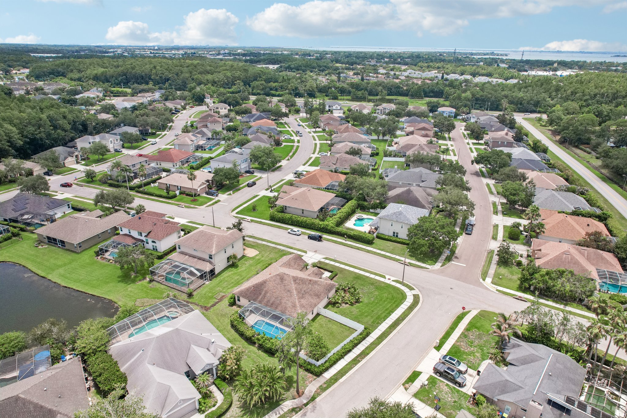 Robinwood Dr-S1206-085.jpg