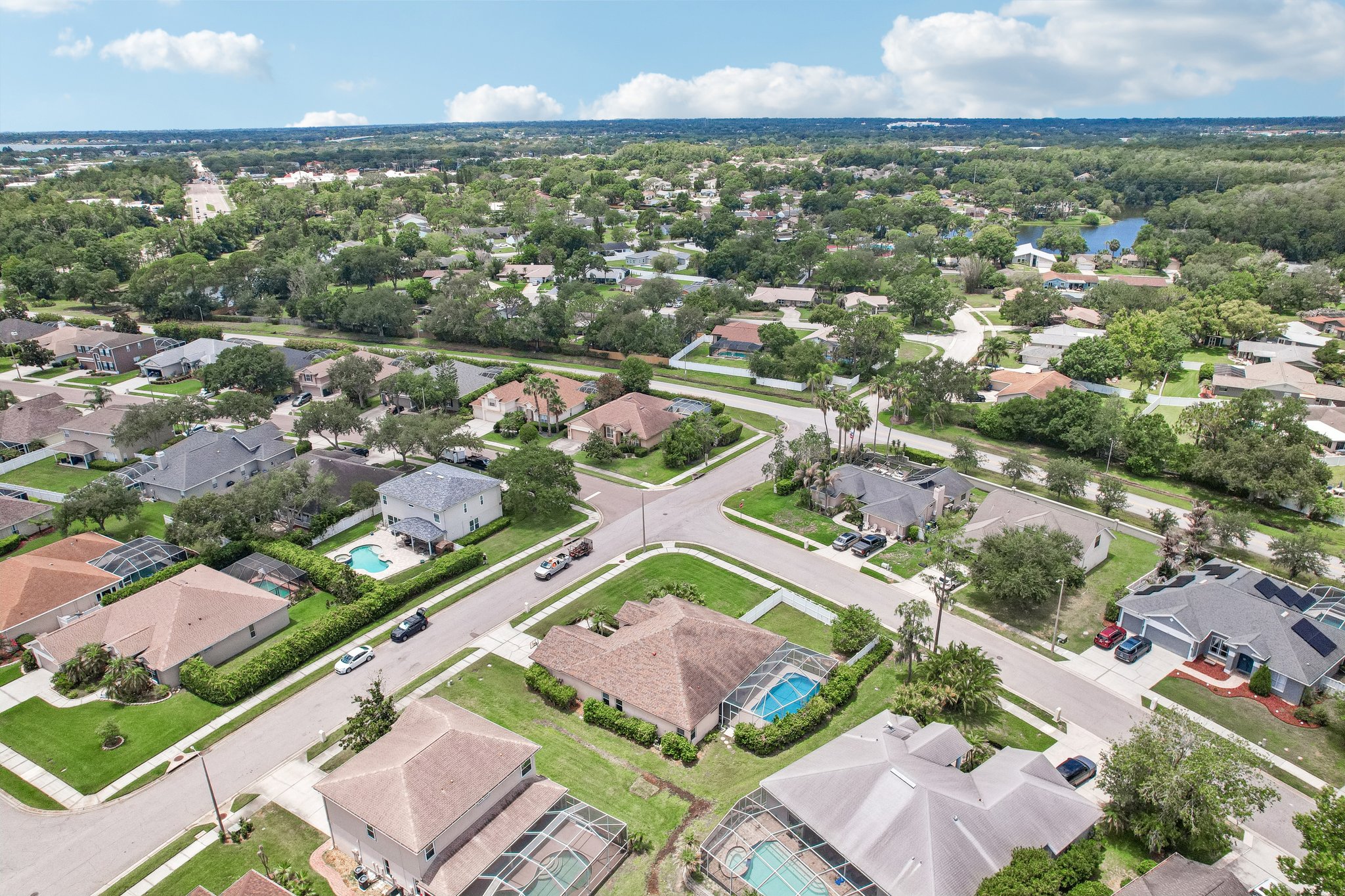 Robinwood Dr-S1206-087.jpg