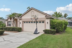 Robinwood Dr-S1206-001.jpg