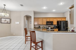 Robinwood Dr-S1206-021.jpg