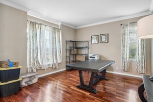 Robinwood Dr-S1206-044.jpg