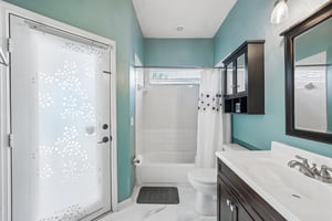 Robinwood Dr-S1206-055.jpg