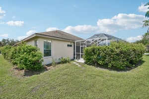 Robinwood Dr-S1206-069.jpg