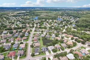 Robinwood Dr-S1206-080.jpg