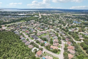 Robinwood Dr-S1206-081.jpg