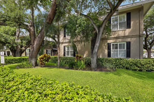 S Moody Ave 3-S0509-004.jpg