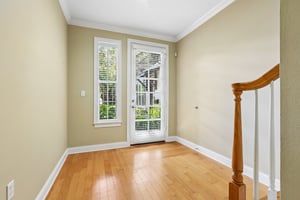 S Moody Ave 3-S0509-014.jpg