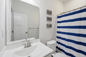  Photo 38