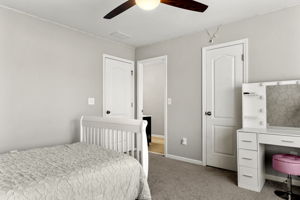  Photo 34