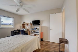 Warwick Ct-023