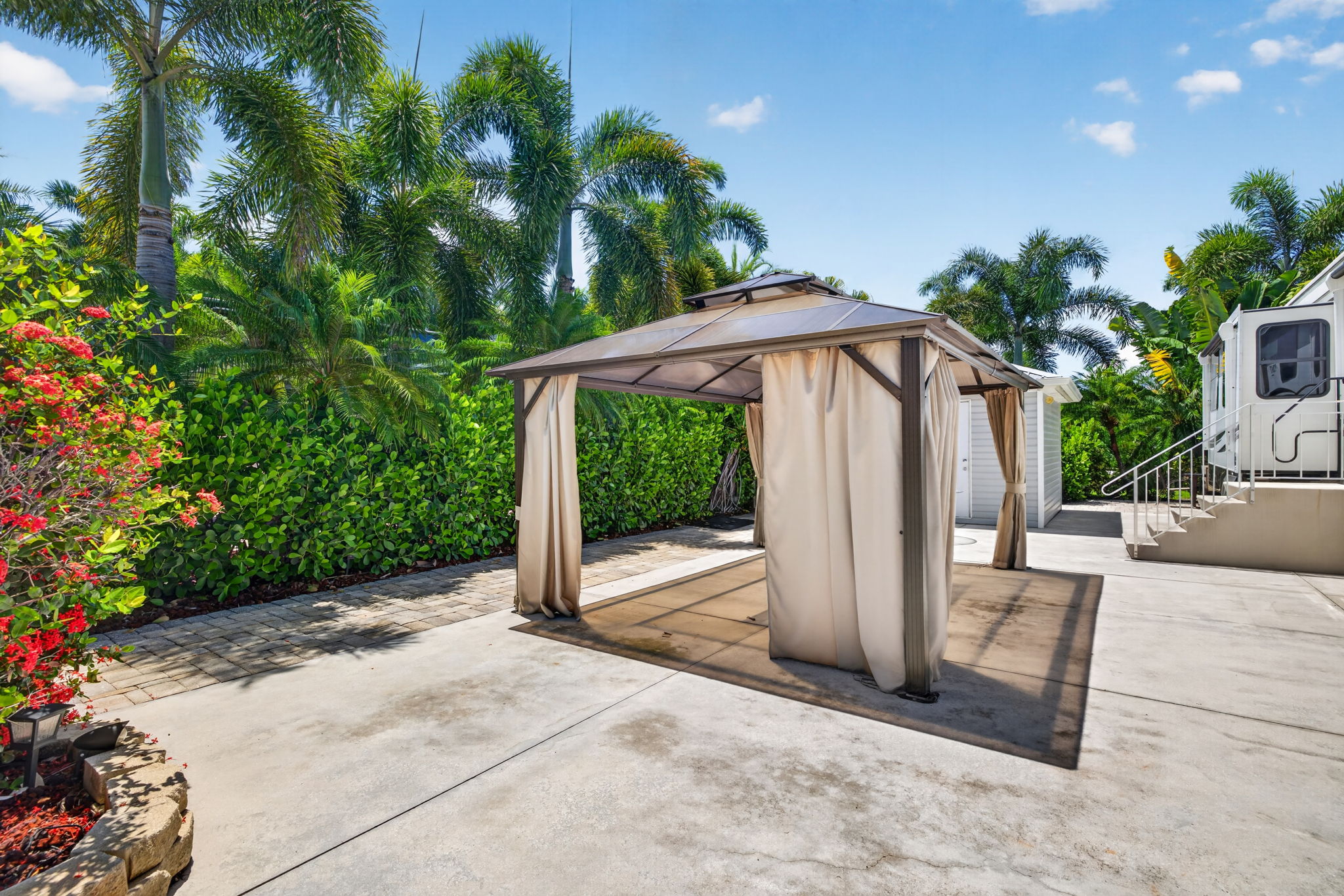 Gazebo 1