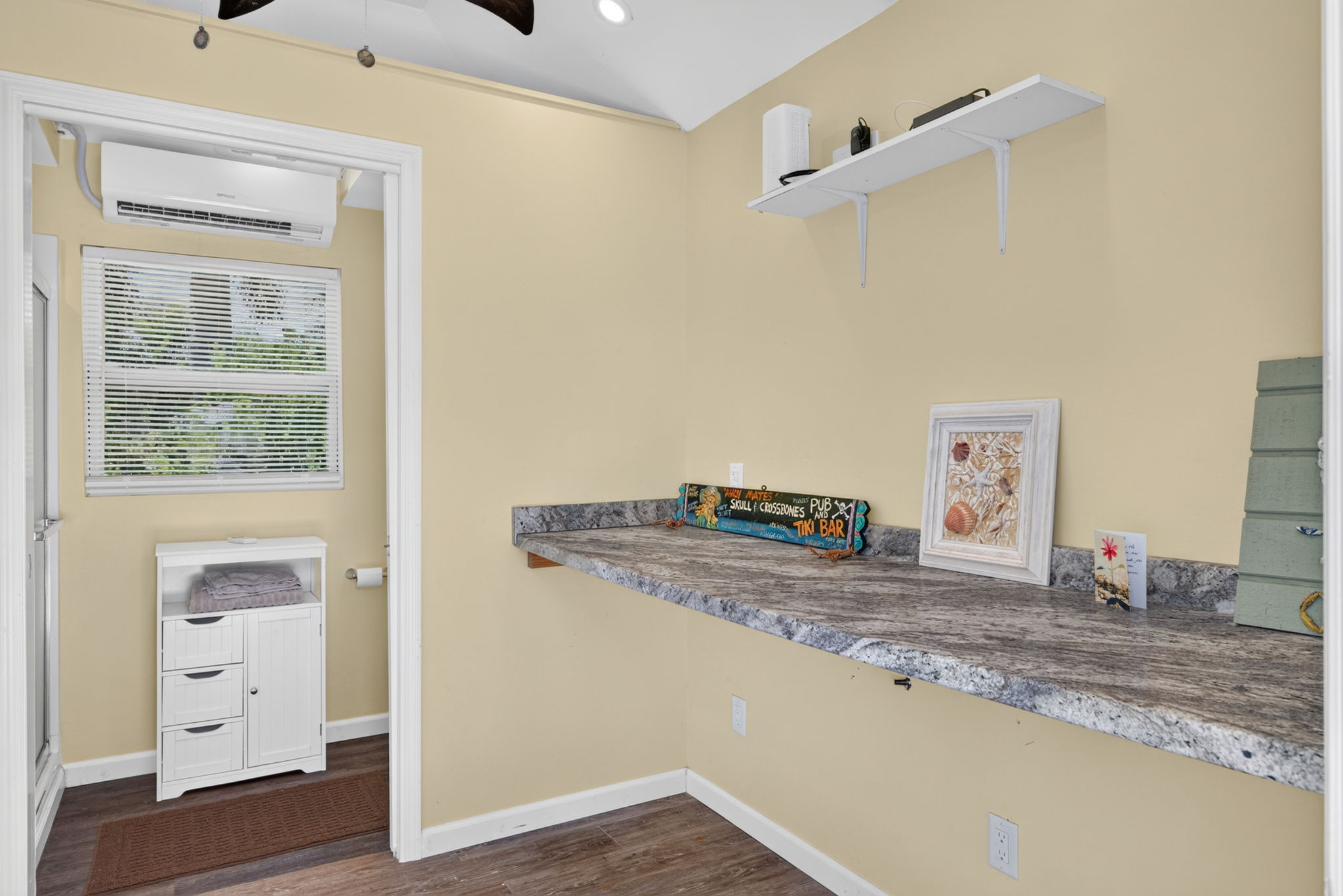 Laundry Room 2 of 2