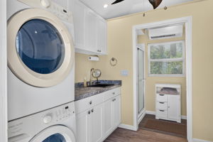 Laundry Room 1 of 2
