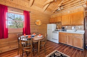 Dining to Kitchen