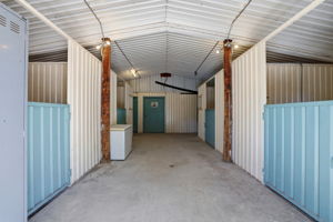 Barn 1