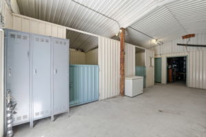 Barn 2