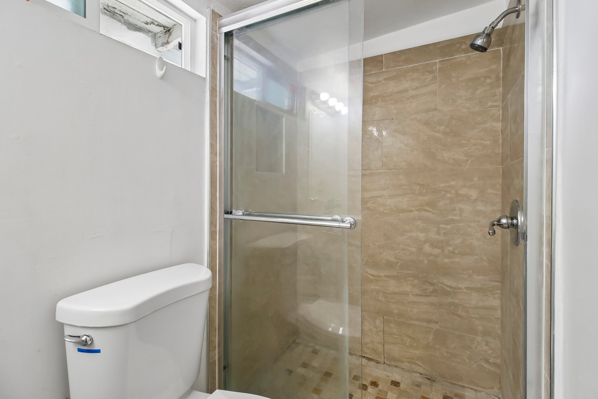 10081 Kenilworth Way-S0809-017.jpg