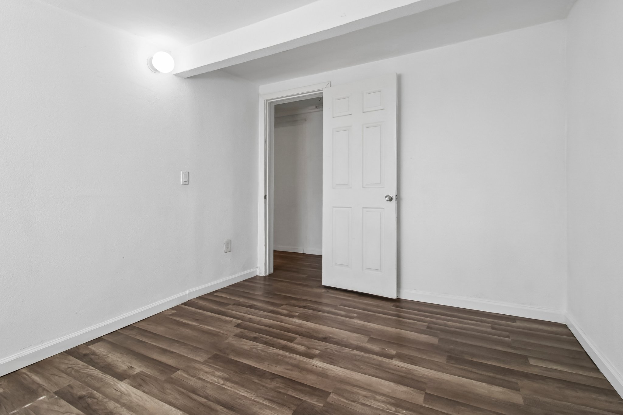 10081 Kenilworth Way-S0809-019.jpg