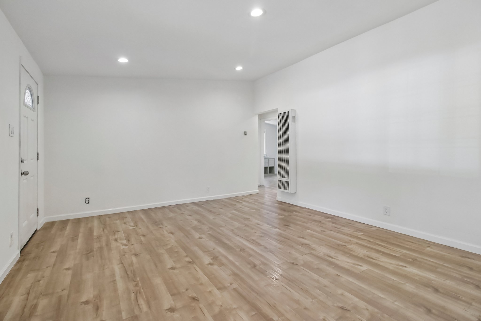 10081 Kenilworth Way-S0809-023.jpg