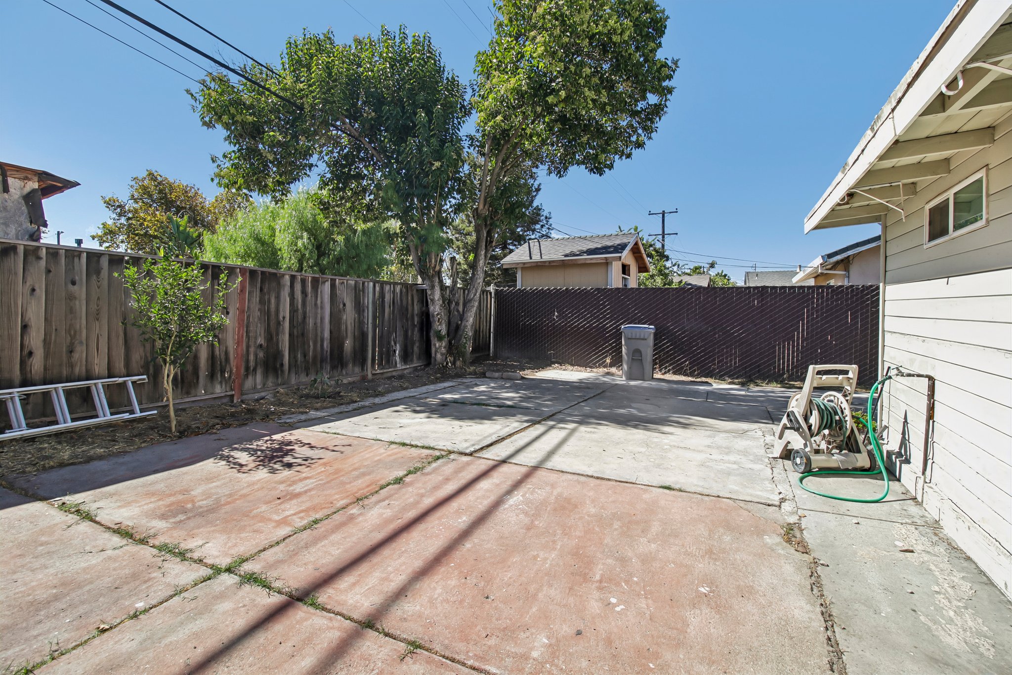 10081 Kenilworth Way-S0809-041.jpg
