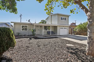 10081 Kenilworth Way-S0809-003.jpg