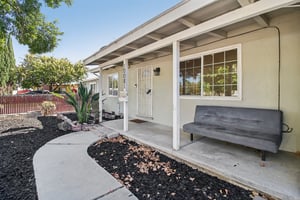 10081 Kenilworth Way-S0809-004.jpg