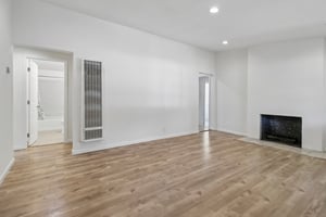10081 Kenilworth Way-S0809-005.jpg