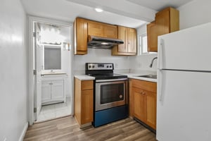 10081 Kenilworth Way-S0809-010.jpg