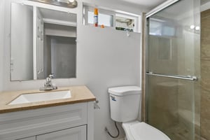 10081 Kenilworth Way-S0809-016.jpg
