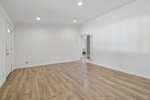 10081 Kenilworth Way-S0809-023.jpg