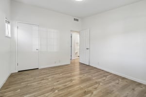 10081 Kenilworth Way-S0809-028.jpg