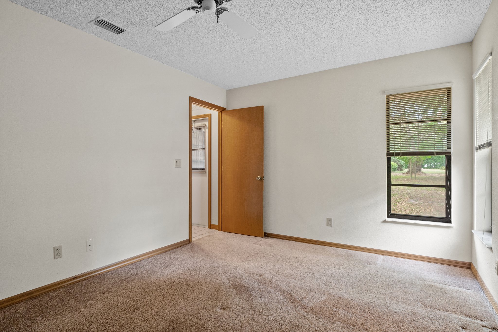 10082 Dunkirk Rd, Spring Hill, FL 34608, USA Photo 37