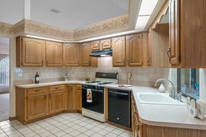 10082 Dunkirk Rd, Spring Hill, FL 34608, USA Photo 11